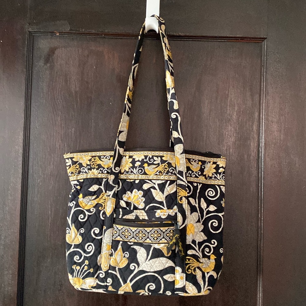 EUC Vera Bradley tote bag